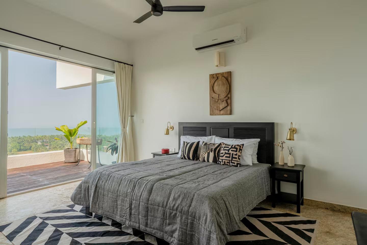 Liora by the Sea by Savera 7BHK x Solis Nature