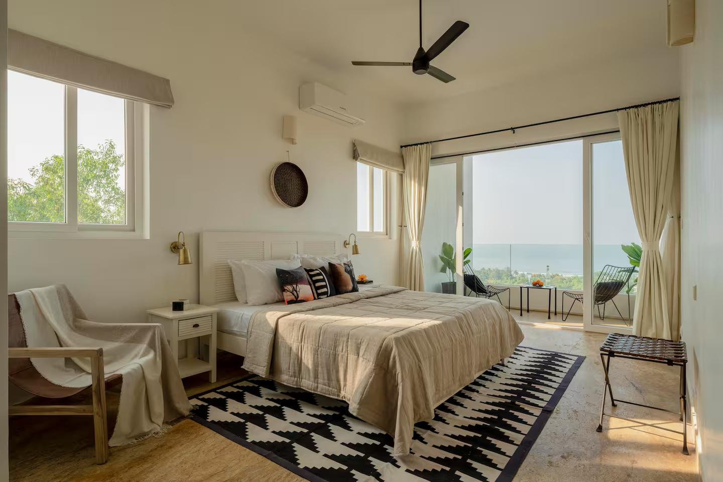 Liora by the Sea by Savera 7BHK x Solis Nature