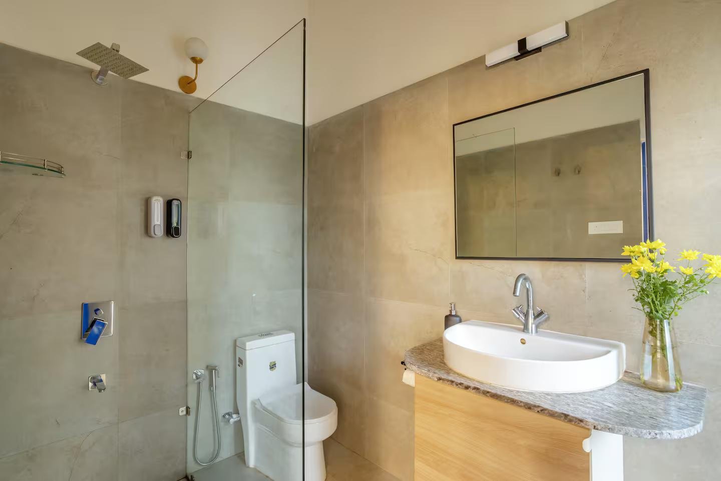 Aurora by the Sea by Savera 6BHK Villa | Pool + Lift x Solis Nature