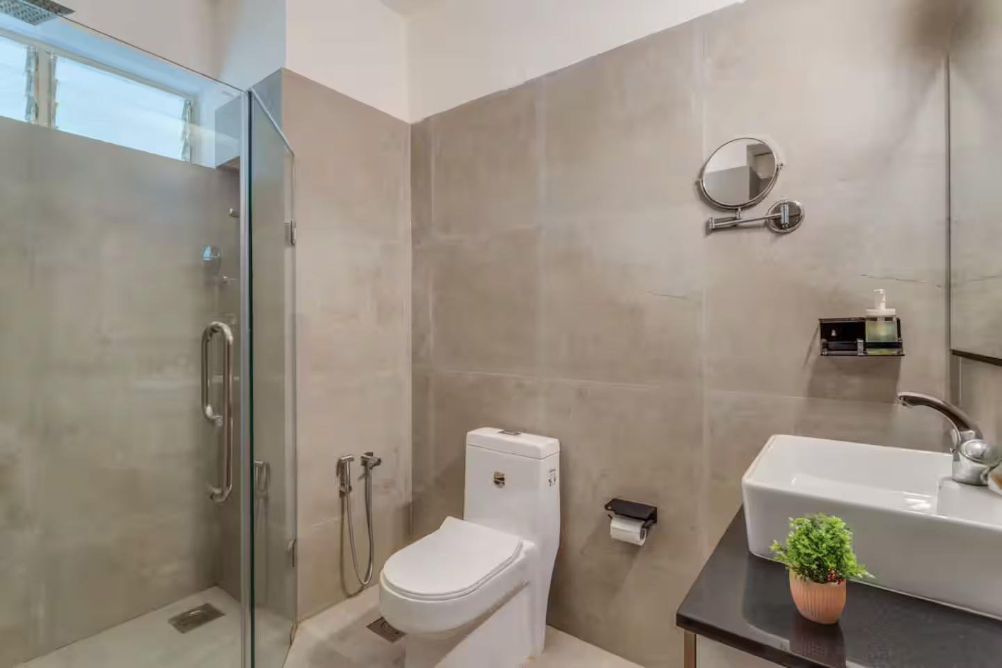 Aurora by the Sea by Savera 6BHK Villa | Pool + Lift x Solis Nature