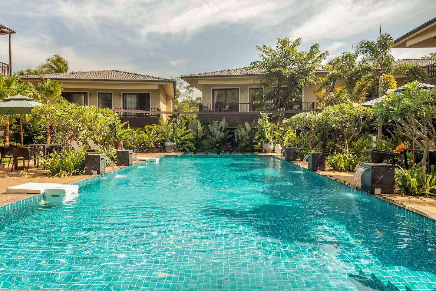 Alaya by Savera | Private Pool 3BHK Villa x Solis Nature