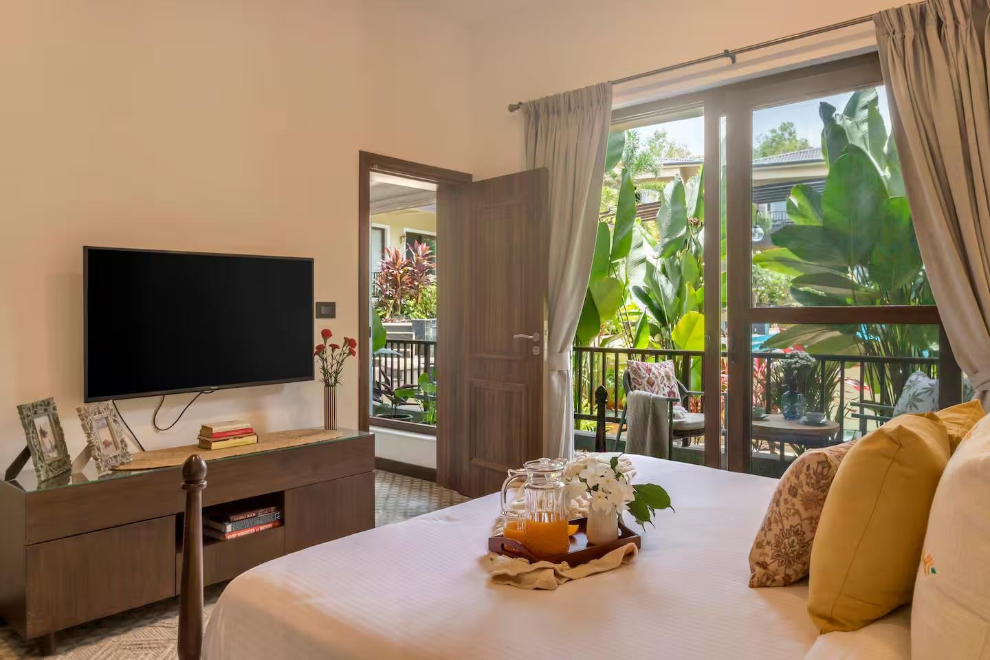 Alaya by Savera | Private Pool 3BHK Villa x Solis Nature