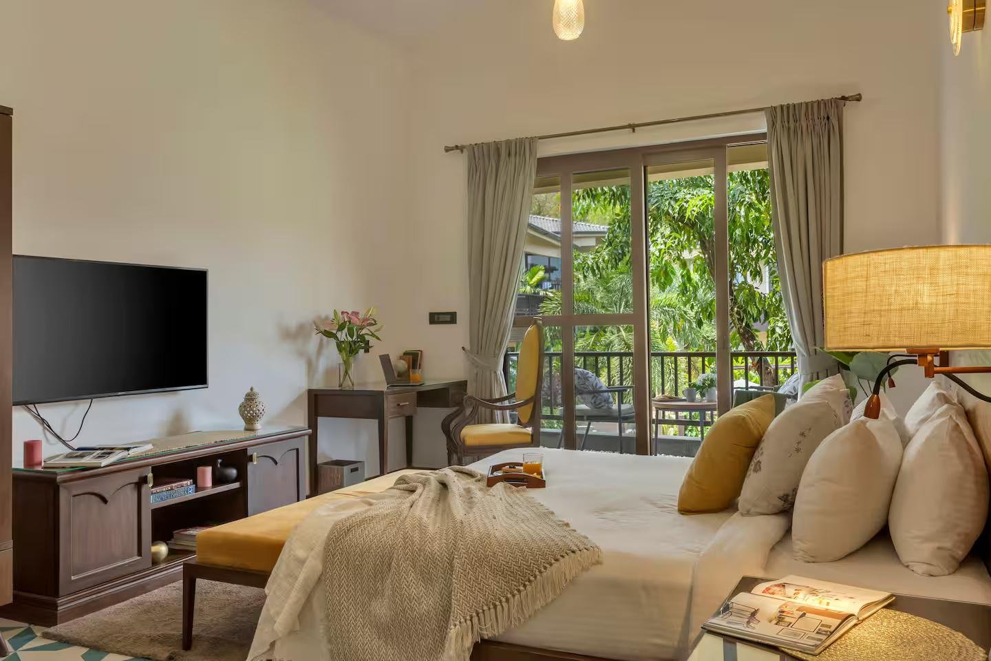 Alaya by Savera | Private Pool 3BHK Villa x Solis Nature