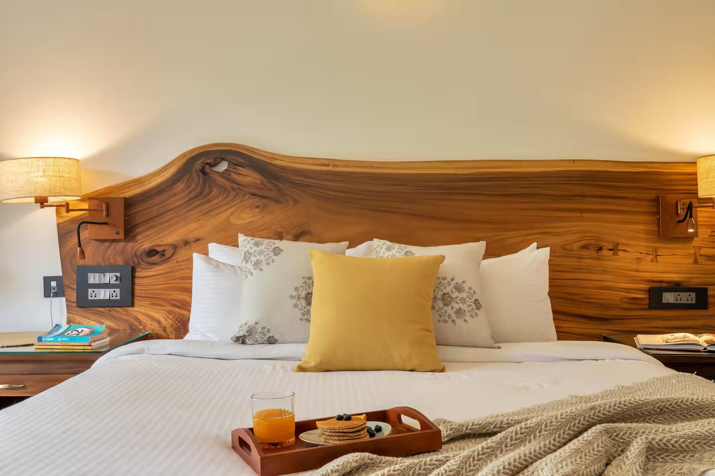 Alaya by Savera | Private Pool 3BHK Villa x Solis Nature