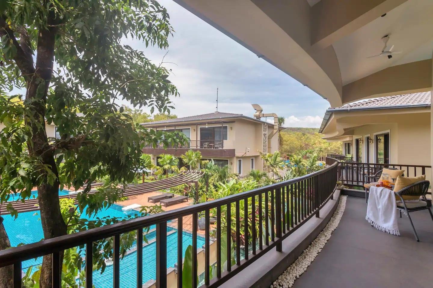 Alaya by Savera | Private Pool 3BHK Villa x Solis Nature