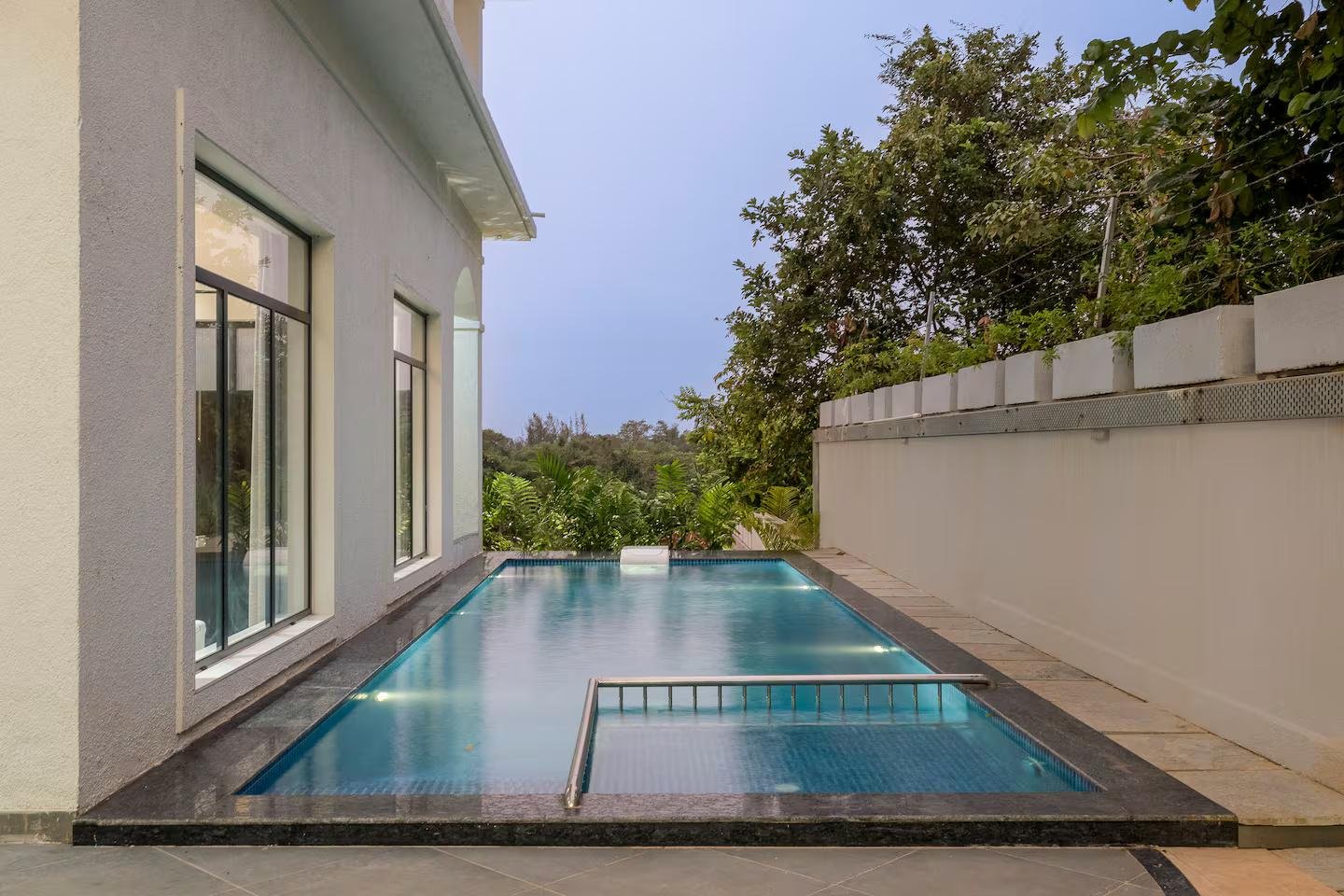 Evora by Savera stays | 4 BHK Villa w Pool & Bathtub x Solis Nature