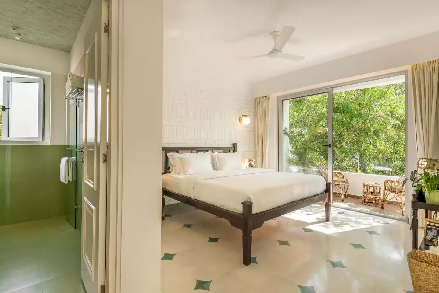 Chic 2BHK Duplex w Pool & Pvt Terrace in Siolim x Solis Nature
