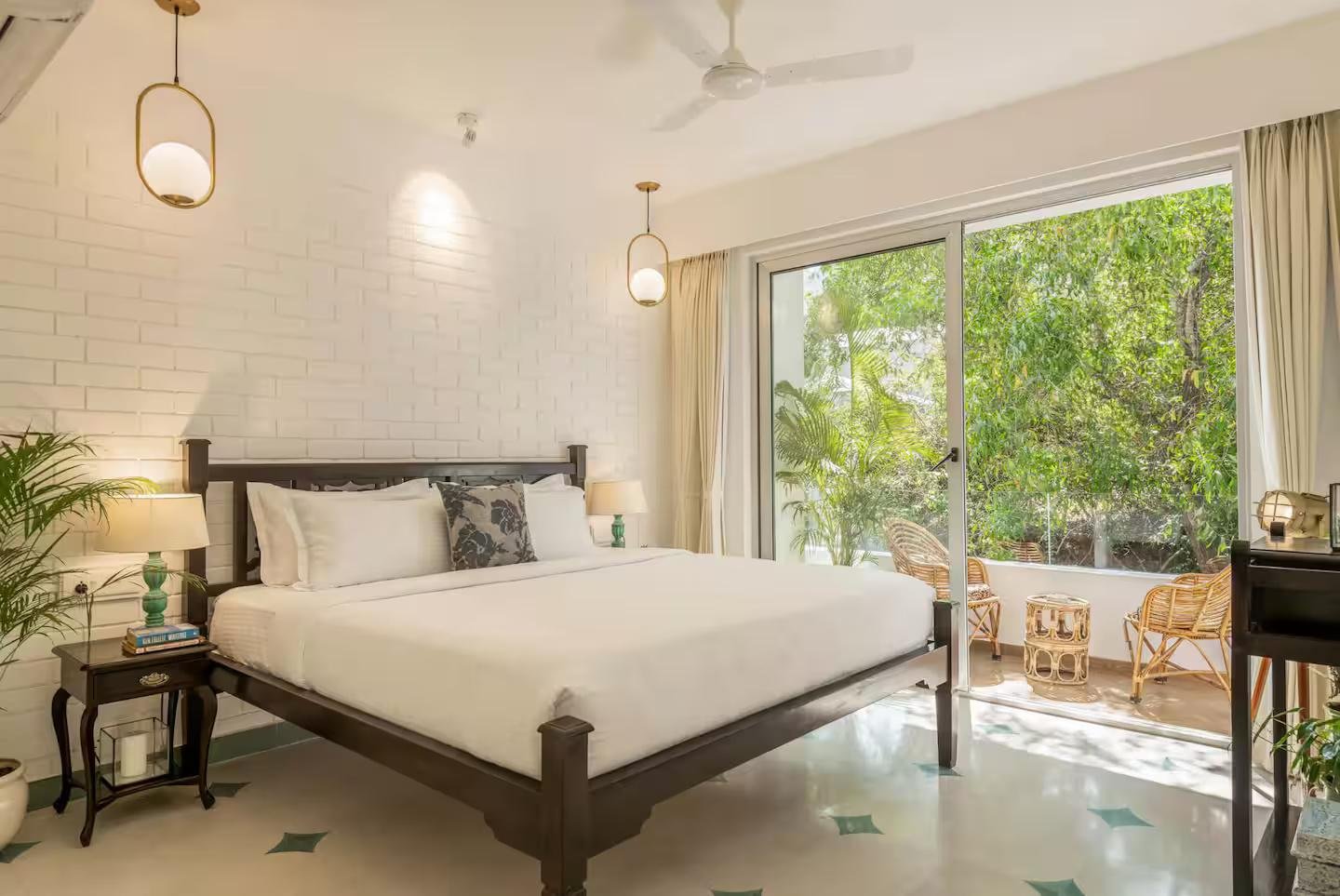 Chic 2BHK Duplex w Pool & Pvt Terrace in Siolim x Solis Nature