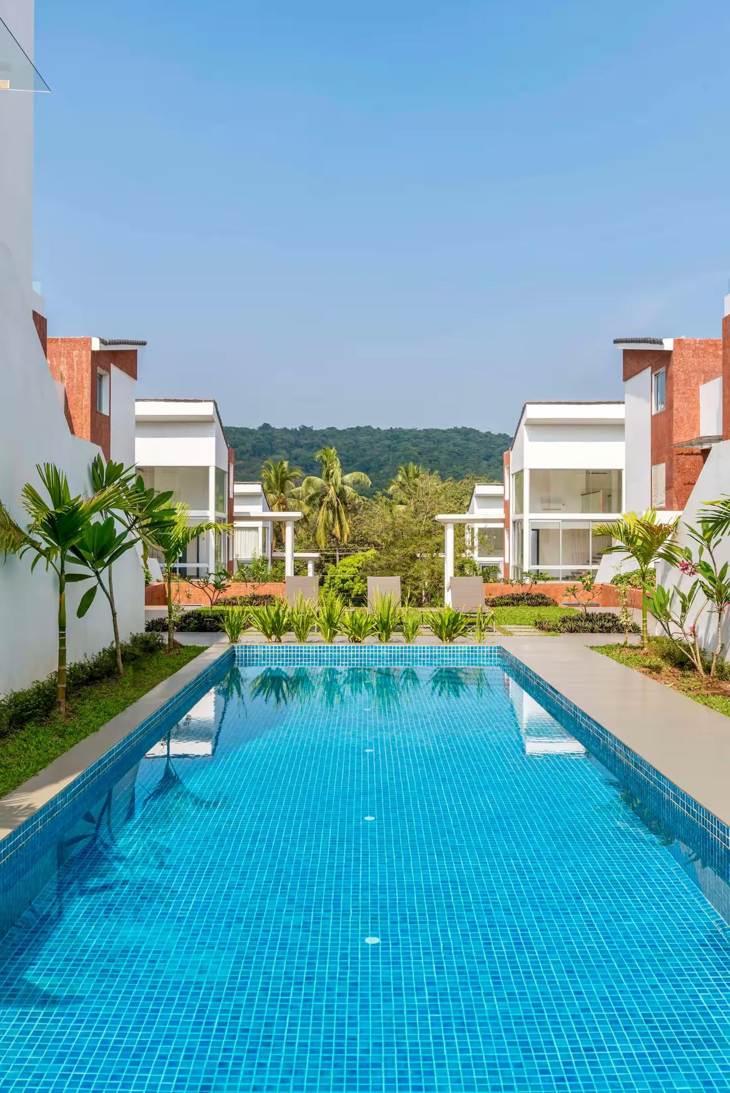 Chic 2BHK Duplex w Pool & Pvt Terrace in Siolim x Solis Nature