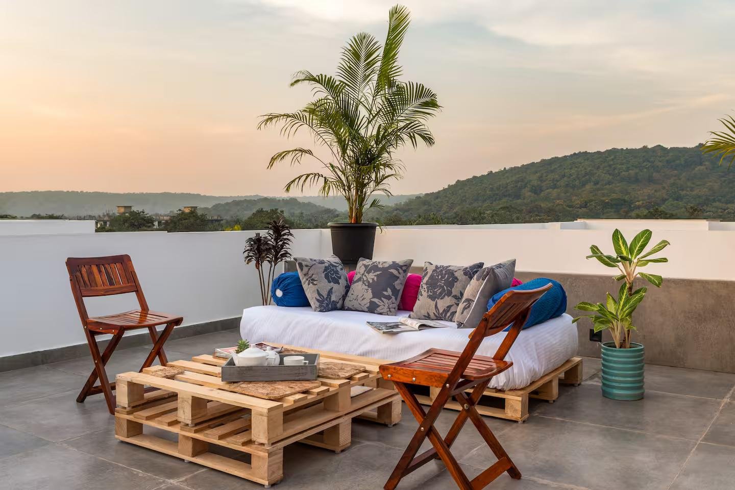 Chic 2BHK Duplex w Pool & Pvt Terrace in Siolim x Solis Nature