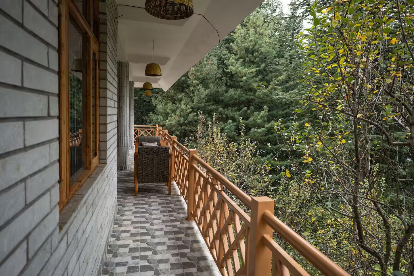 Cozy Room w Mountain Views in Naggar x Solis Nature