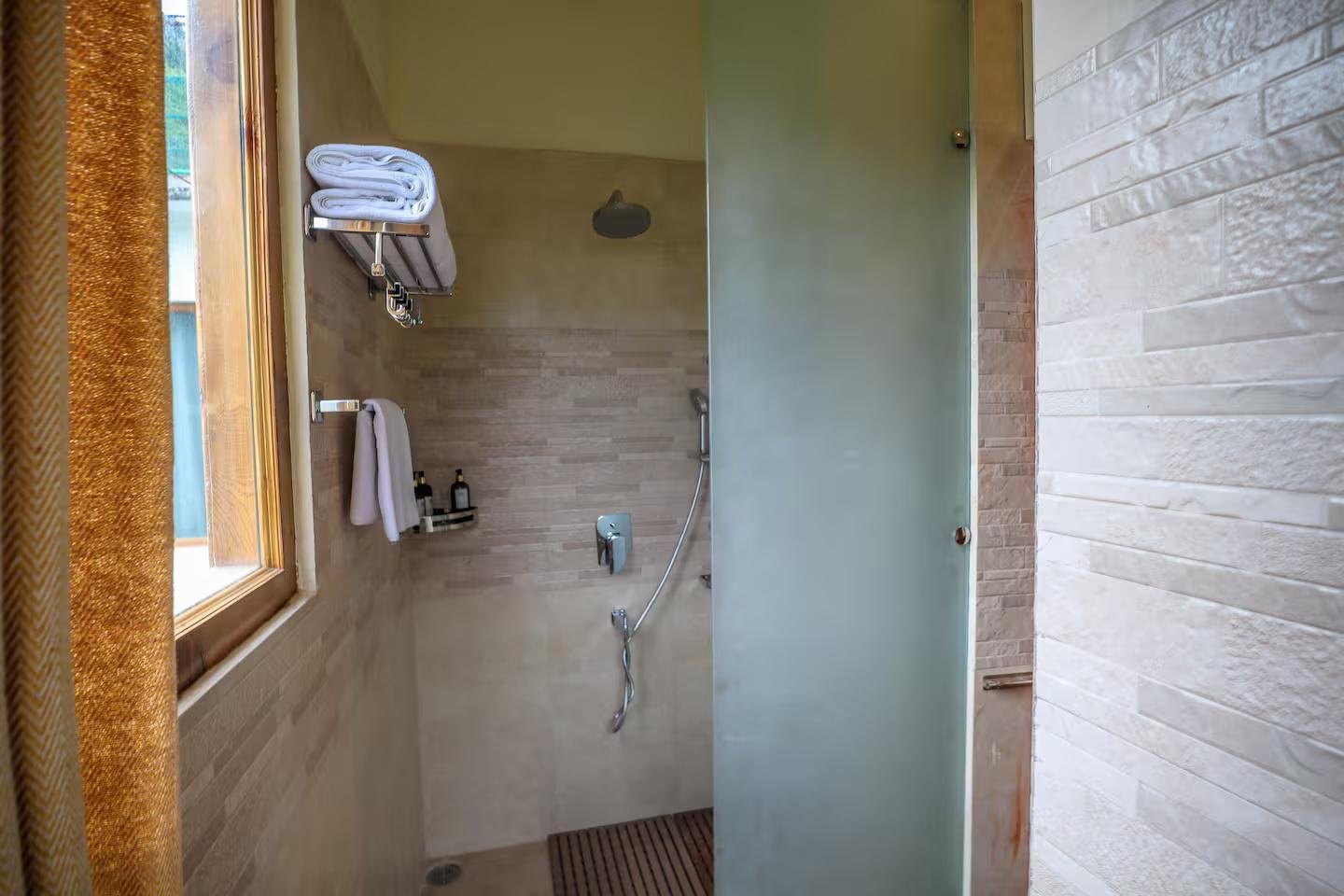 Serenity by Savera | 3BHK Cottage w Mountain views x Solis Nature