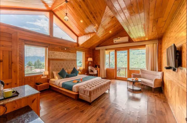 Alexandra Cottage Manali 10 bhk x Solis Nature
