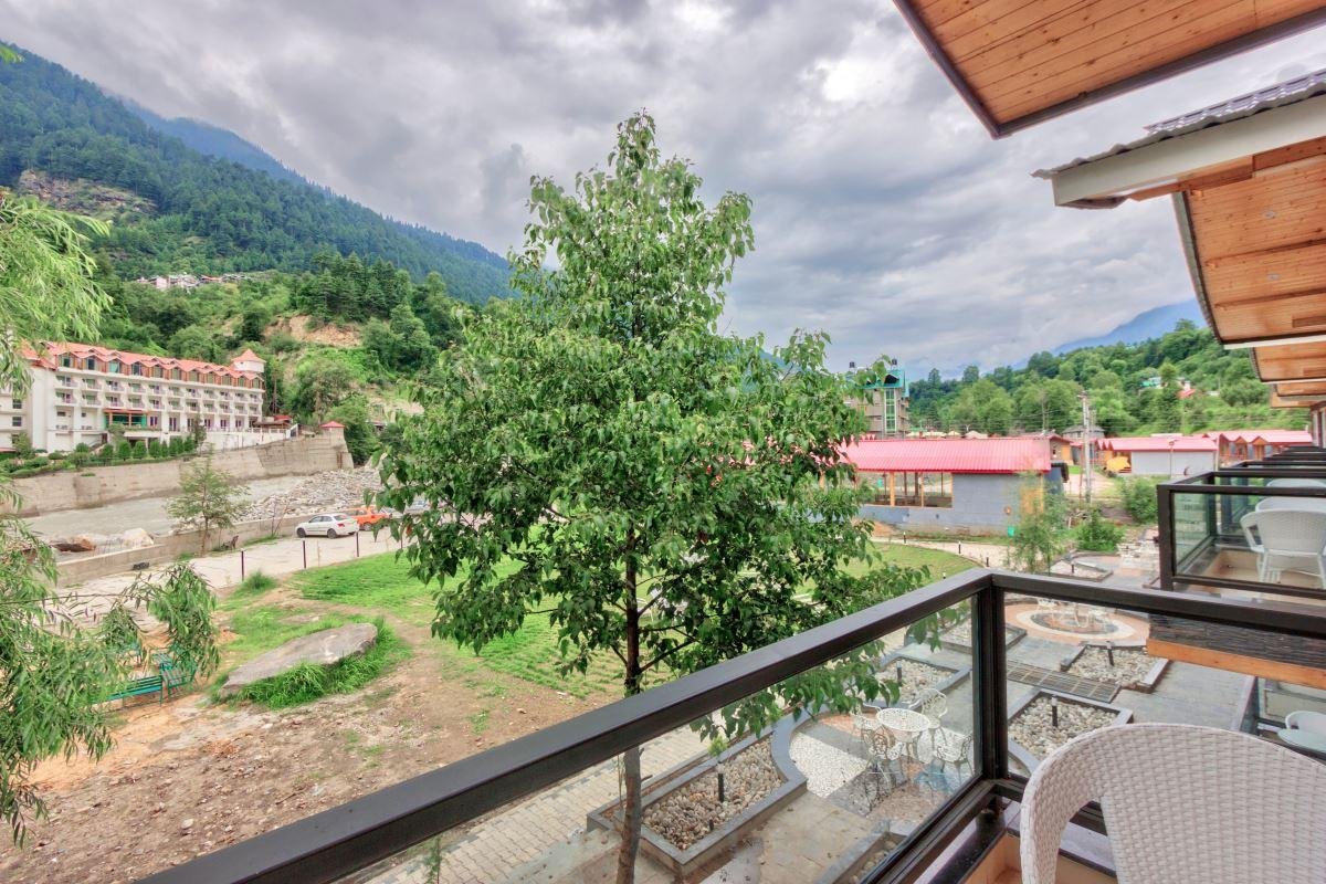Hotel Shivalaya Retreat & Huts x Solis Nature