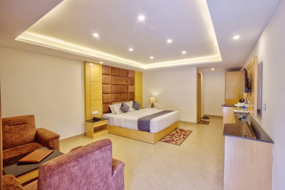 Hotel Shivalaya Retreat & Huts x Solis Nature