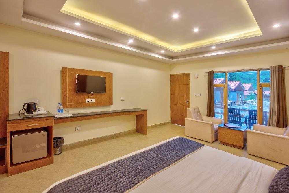 Hotel Shivalaya Retreat & Huts x Solis Nature