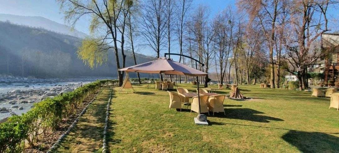 Hotel Shivalaya Retreat & Huts x Solis Nature