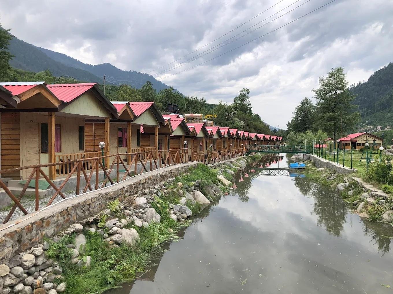 Hotel Shivalaya Retreat & Huts x Solis Nature