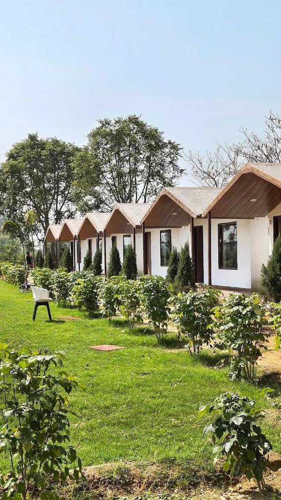 Arise Rustic Village Resort - Manesar x Solis Nature