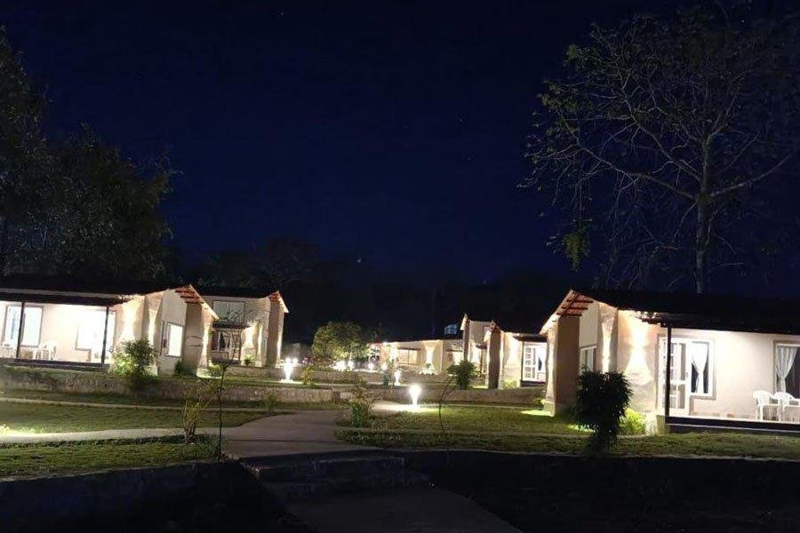 Big Mama Resort Corbett x Solis Nature