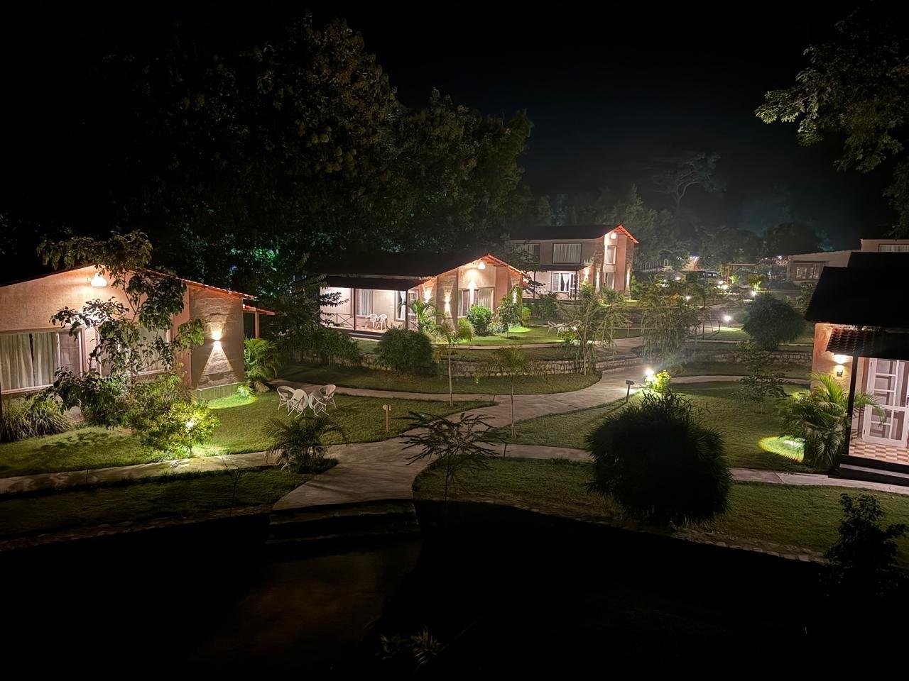 Big Mama Resort Corbett x Solis Nature