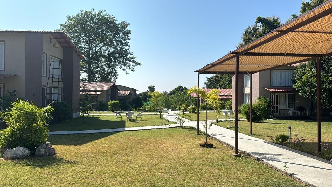 Big Mama Resort Corbett x Solis Nature