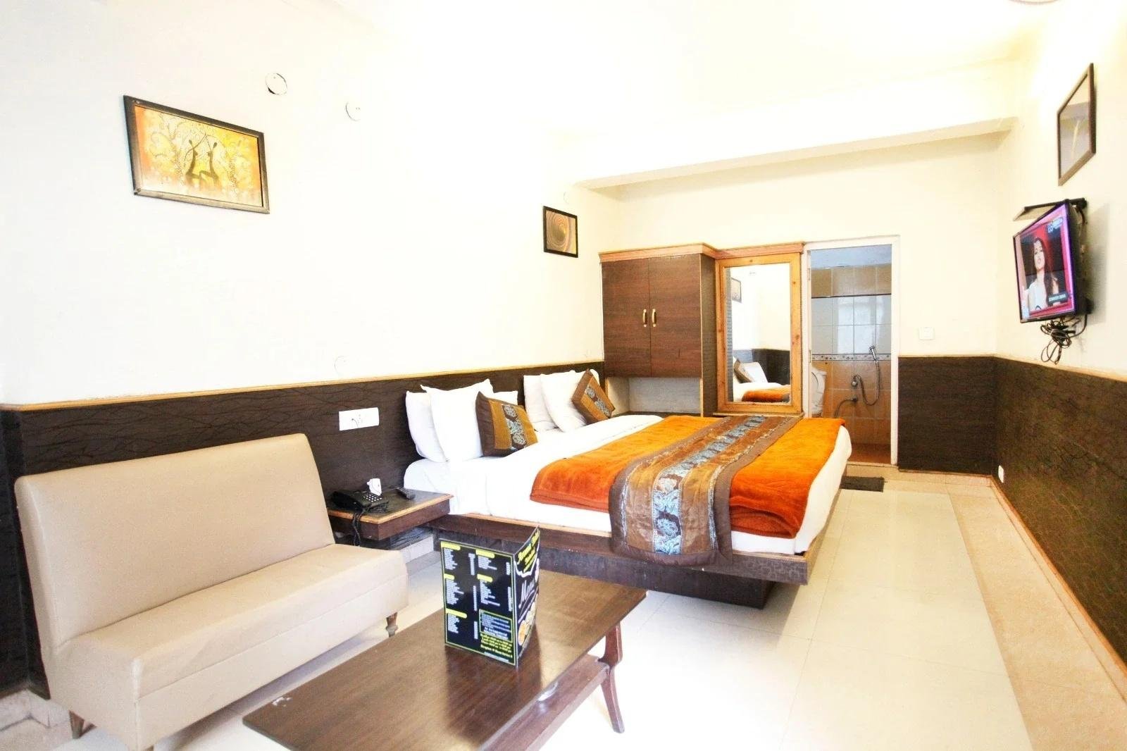 Hotel Aroma  Nainital x Solis Nature