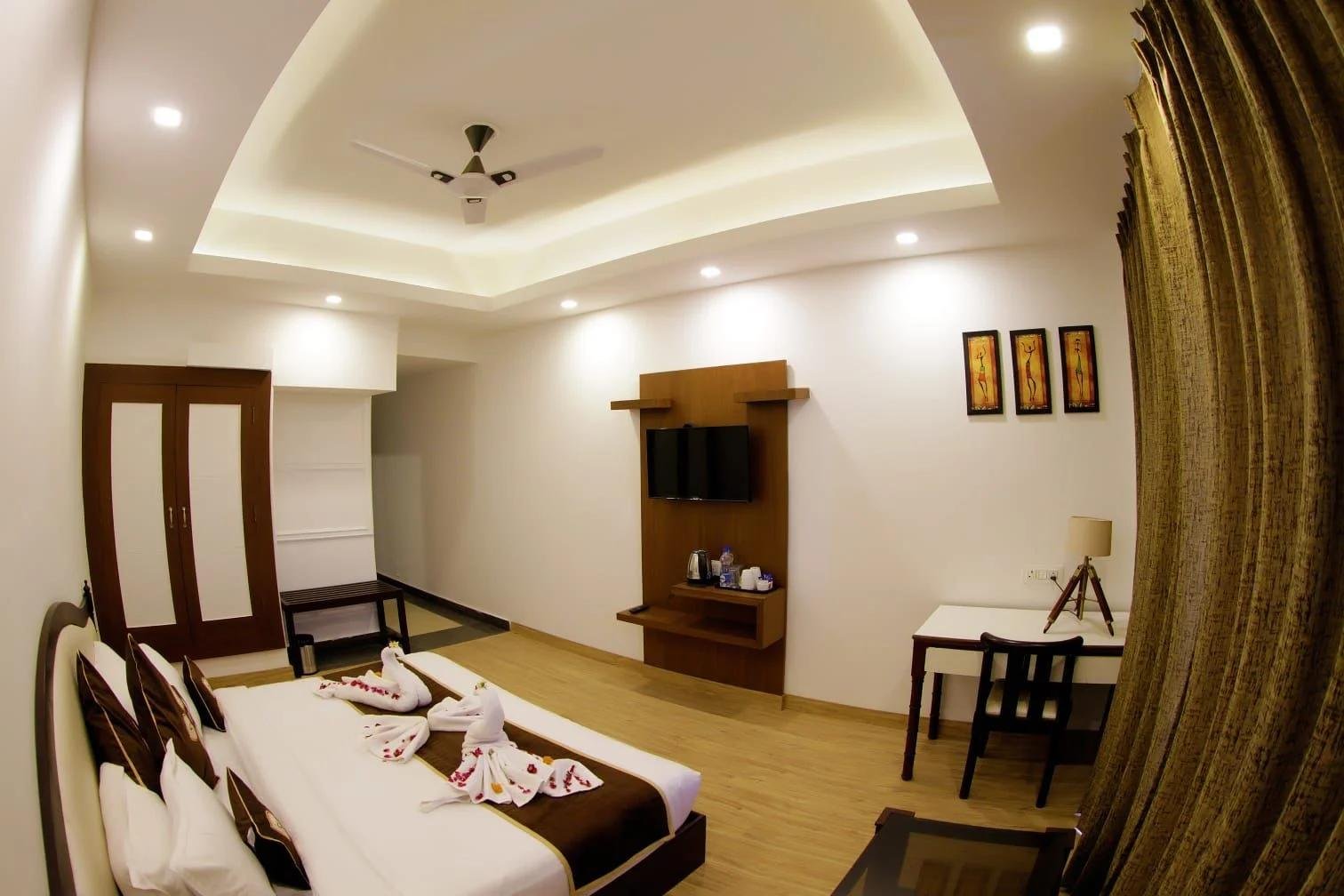 Hotel Shivalik Hills (Kamakshi grand), Mussoorie x Solis Nature