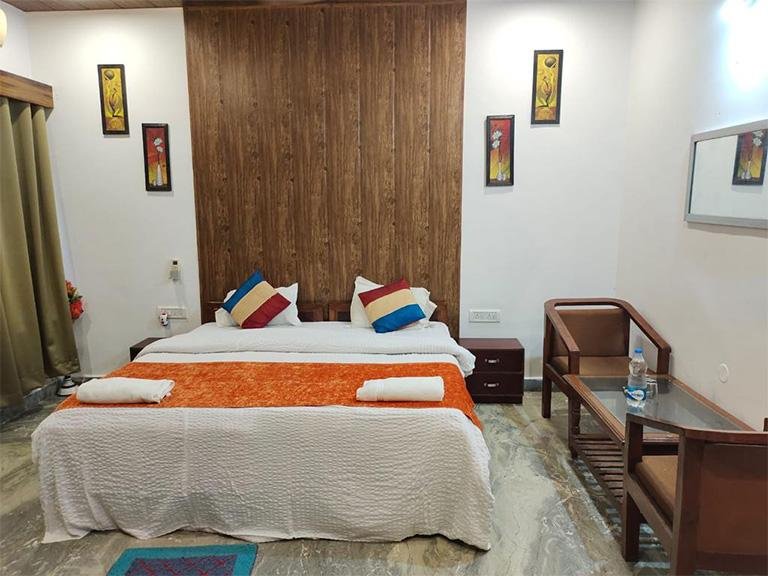 THE SUN RESORT Bandhavgarh x Solis Nature