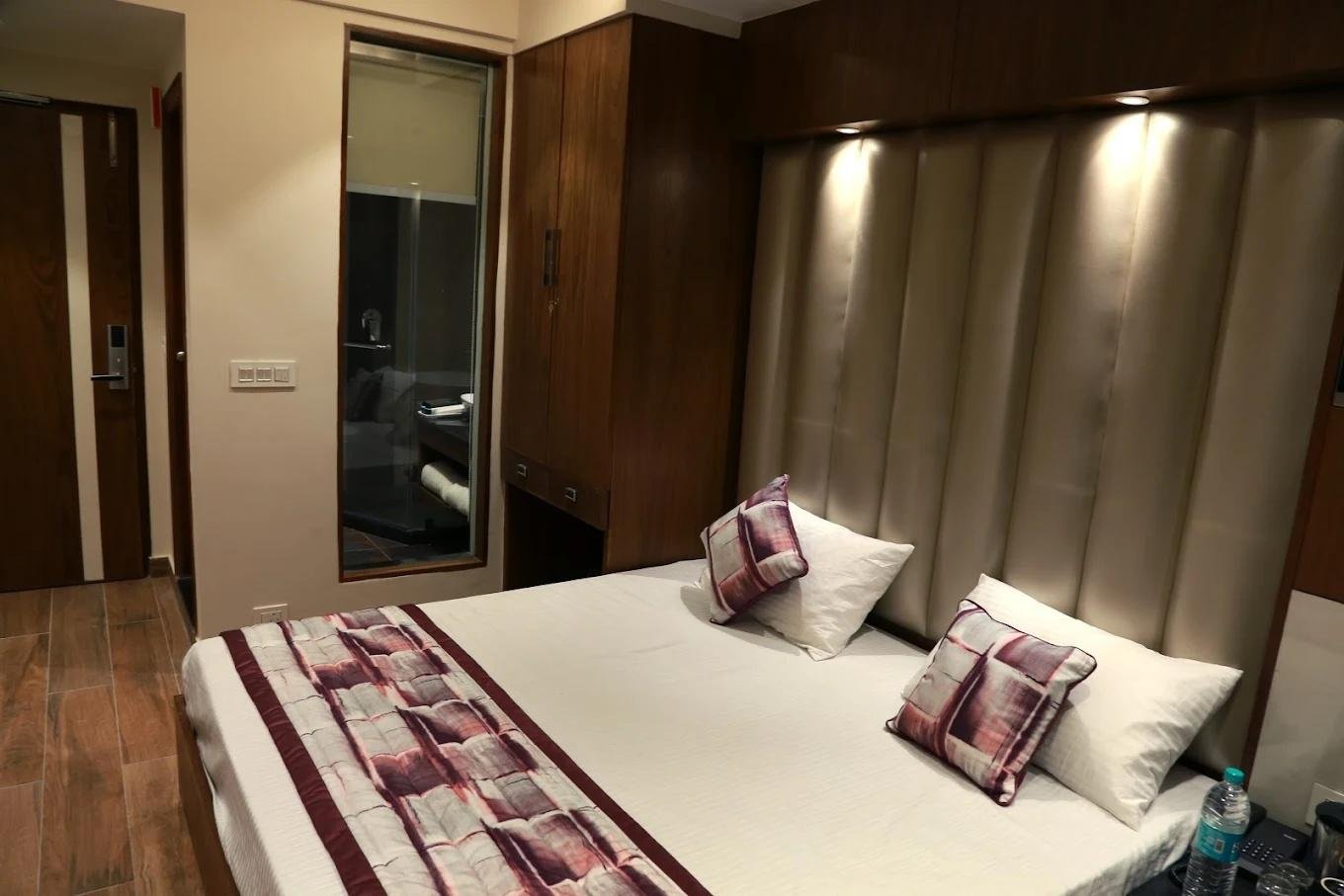 Hotel Mahaveer  Kaithu Shimla x Solis Nature