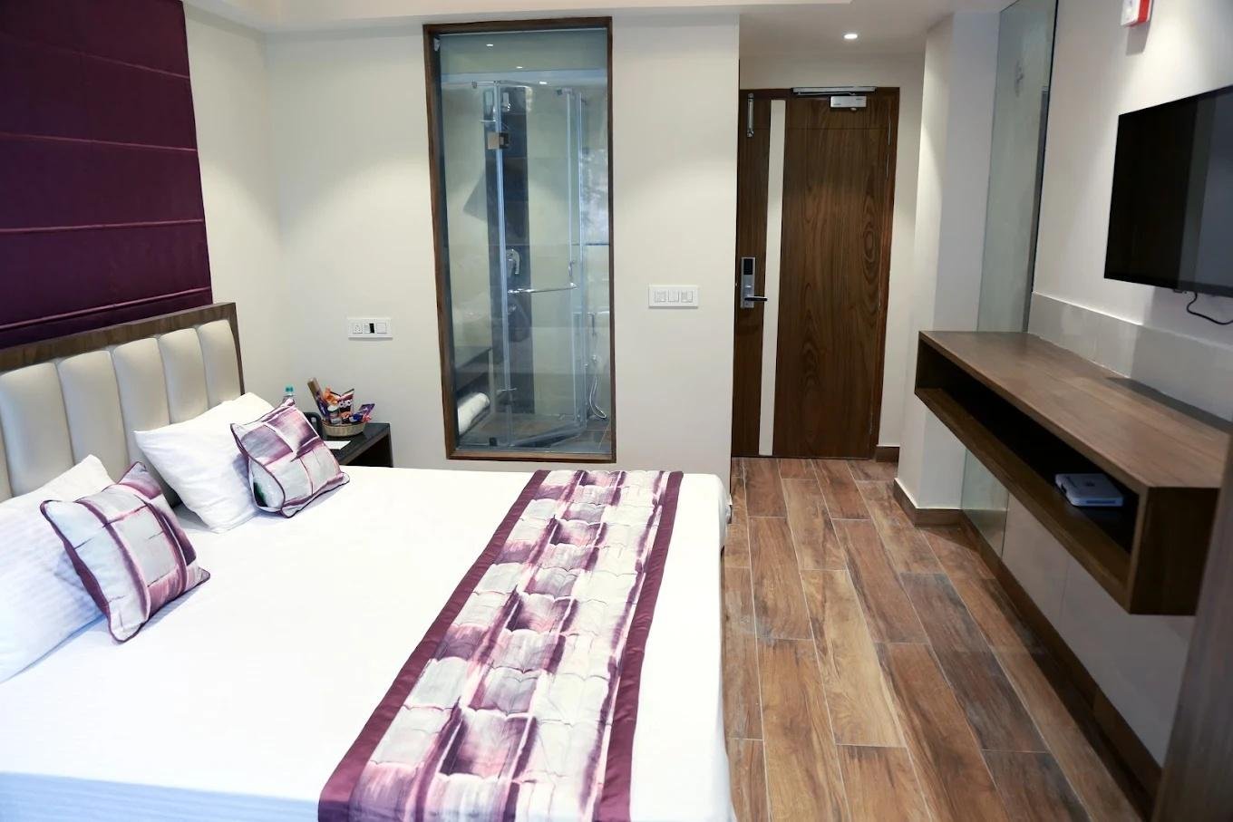 Hotel Mahaveer  Kaithu Shimla x Solis Nature
