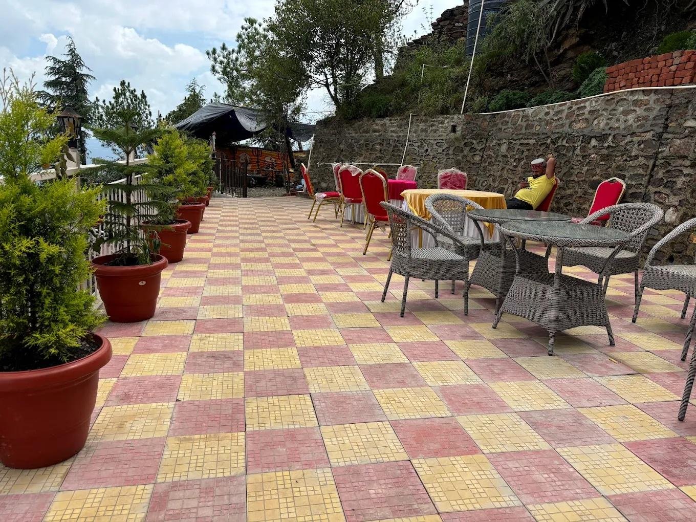 Hotel Ameera,Shimla x Solis Nature