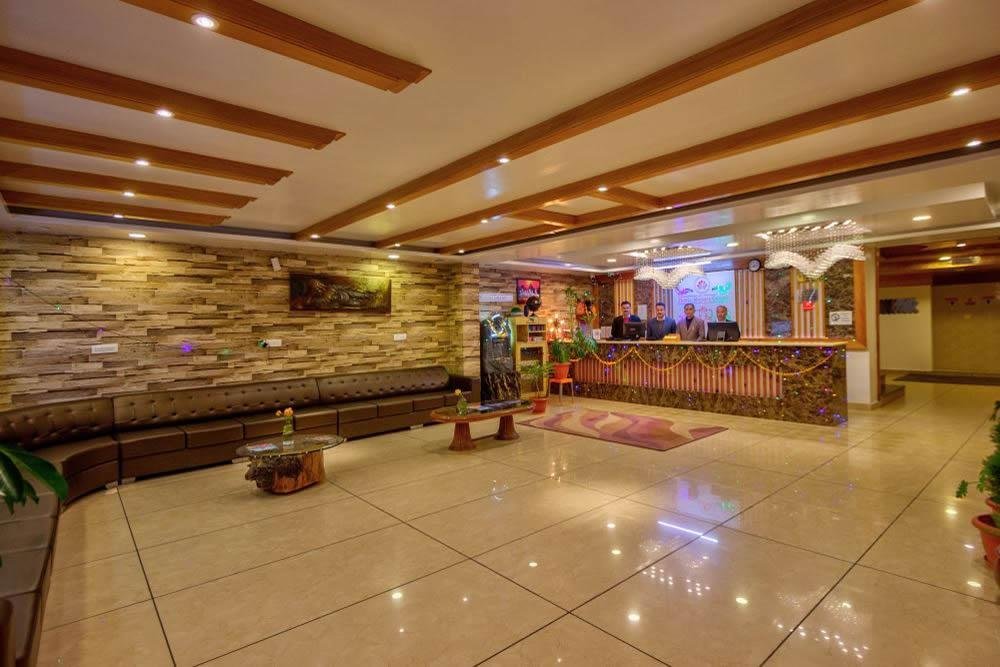 Hotel Manali Grand (Manali) x Solis Nature