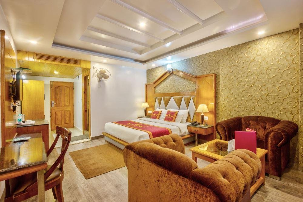 Hotel Manali Grand (Manali) x Solis Nature