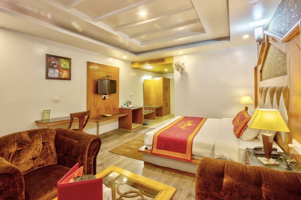 Hotel Manali Grand (Manali) x Solis Nature