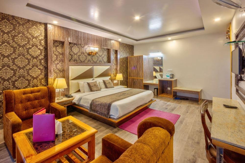 Hotel Manali Grand (Manali) x Solis Nature