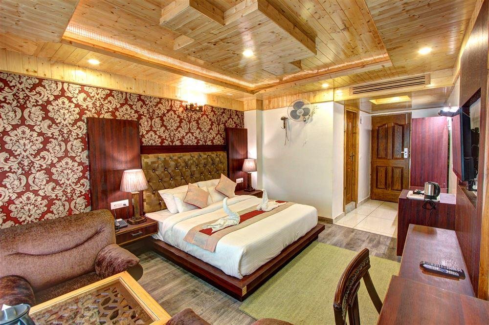 Hotel Manali Grand (Manali) x Solis Nature