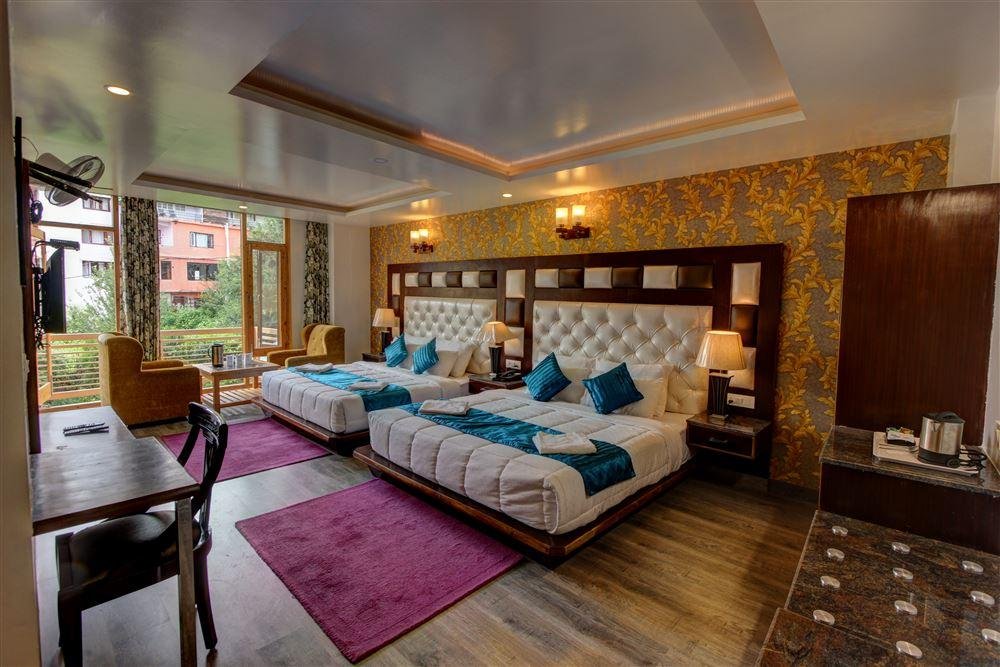 Hotel Manali Grand (Manali) x Solis Nature