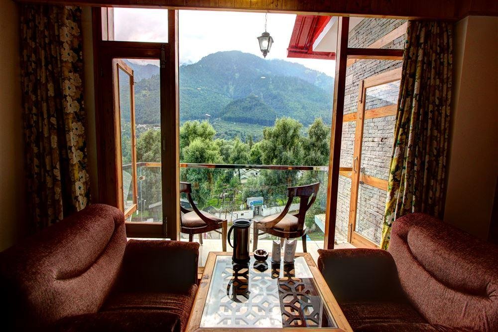 Hotel Manali Grand (Manali) x Solis Nature