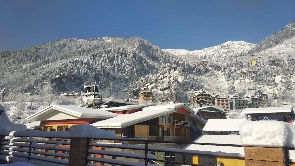 Laurent and Banon Resort - Manali x Solis Nature