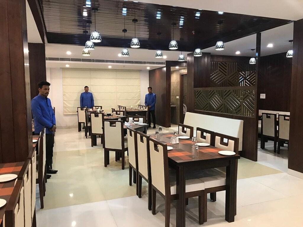 Laurent and Banon Resort - Manali x Solis Nature