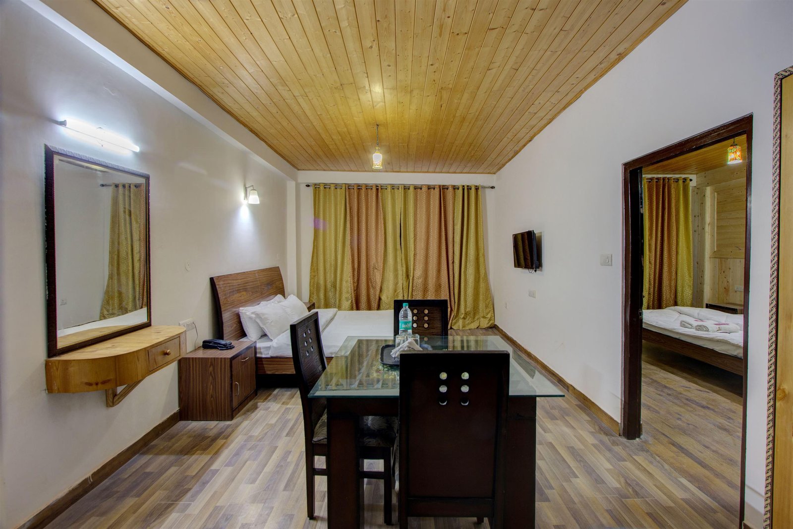 Hotel Japika Inn by  Hazel Hotels x Solis Nature