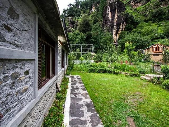 The Cliffside Soyal x Solis Nature