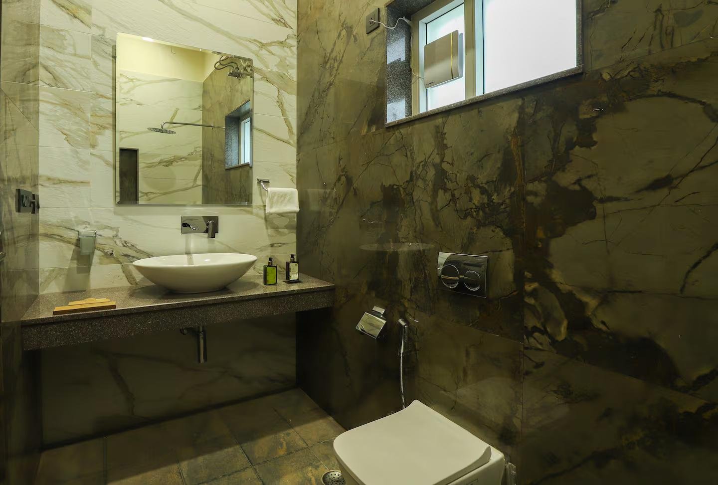 Pet-Friendly 6BHK villa with Pvt Pool and Garden x Solis Nature