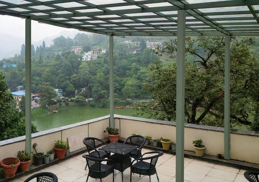 Hotel Olive Lake View By Royal Stay Hotels x Solis Nature