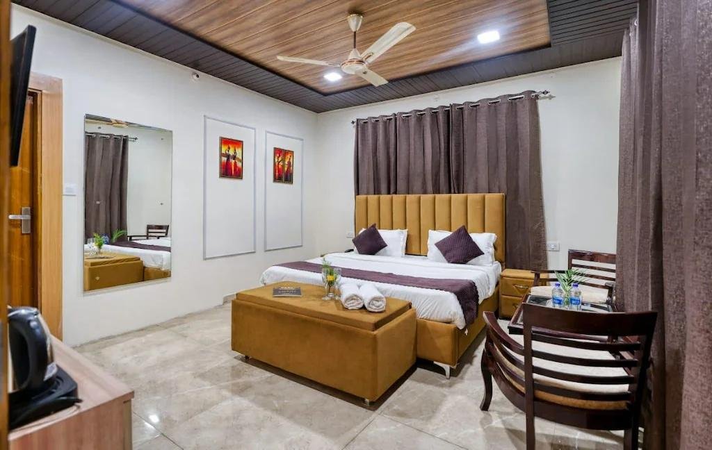 Hotel Olive Lake View By Royal Stay Hotels x Solis Nature