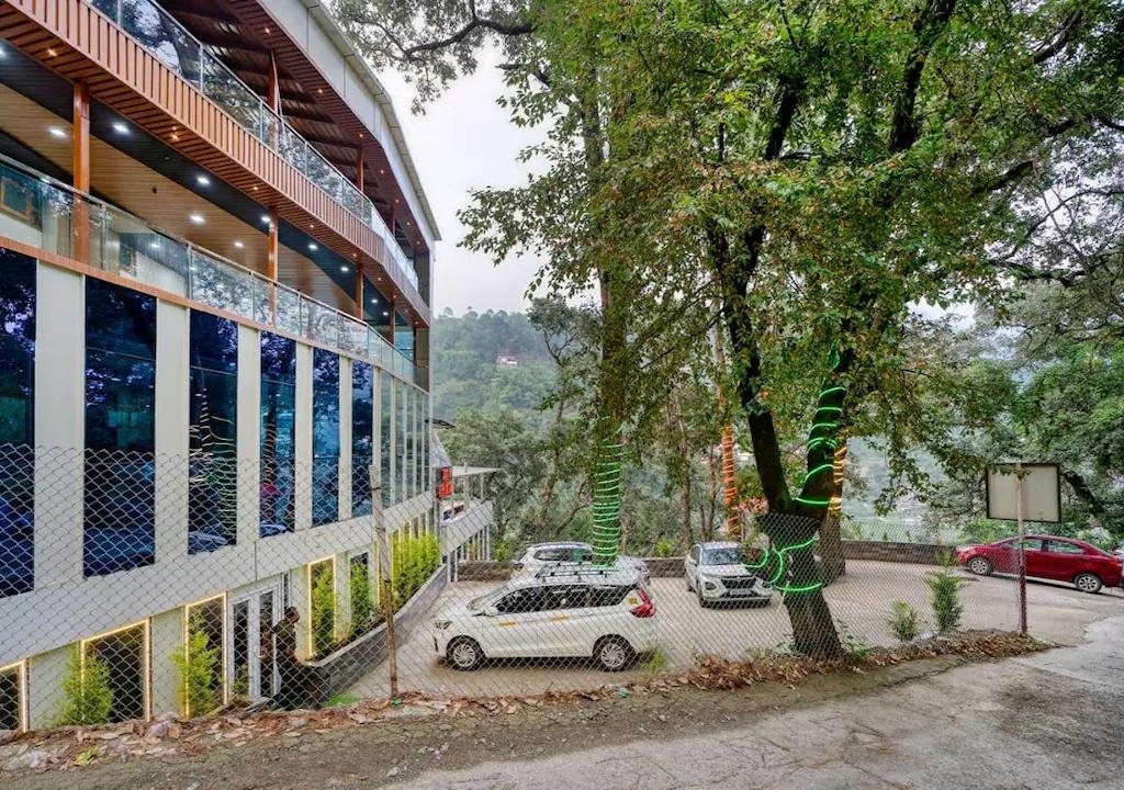 Hotel Olive Lake View By Royal Stay Hotels x Solis Nature