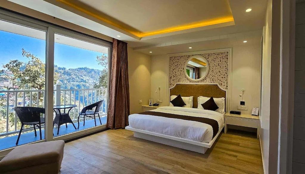 Hotel Nature's Lap x Solis Nature