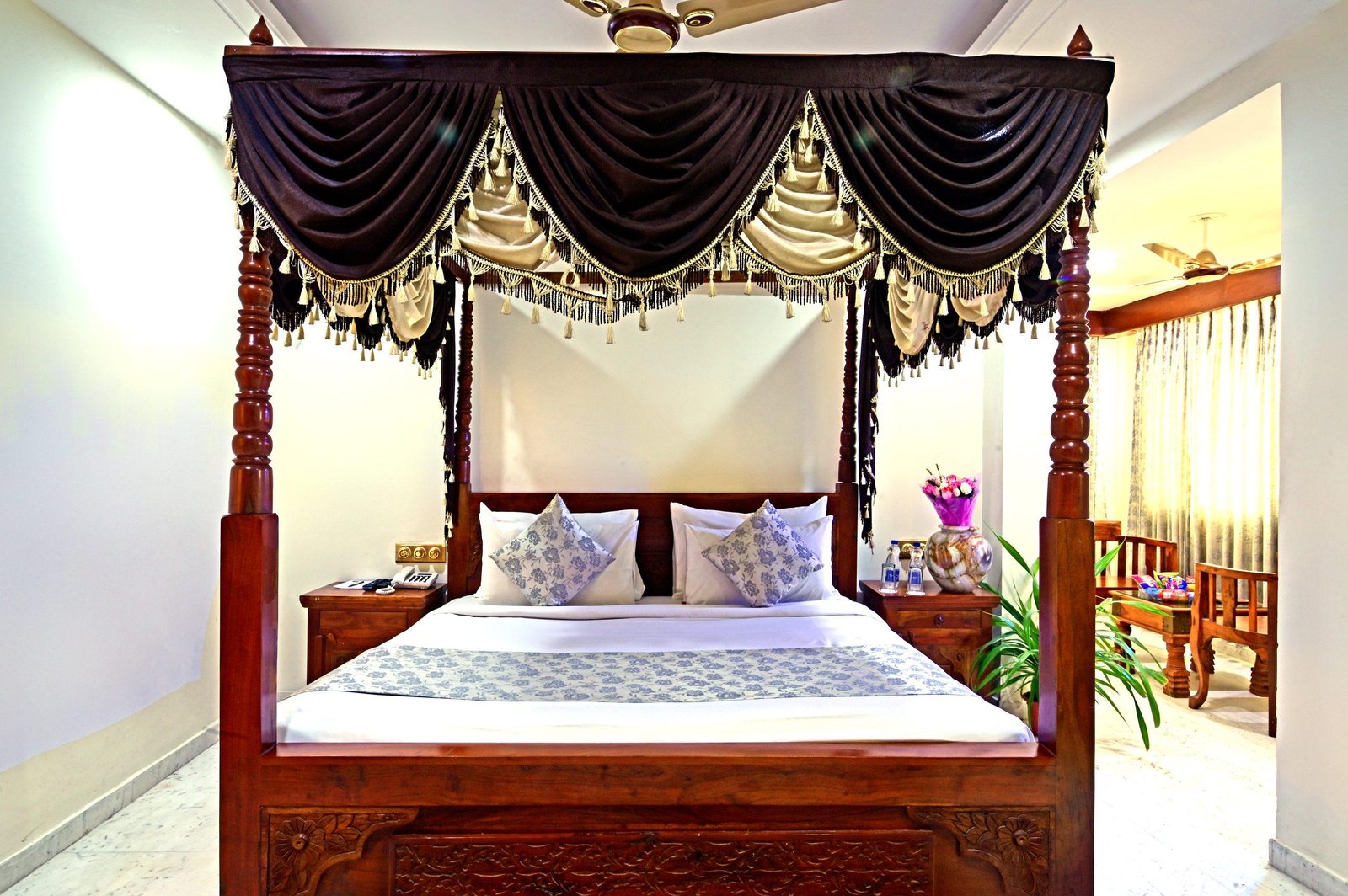 Lilypool - The Heritage Jalmahal x Solis Nature