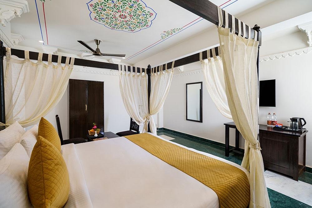 Lilypool - The Heritage Jalmahal x Solis Nature